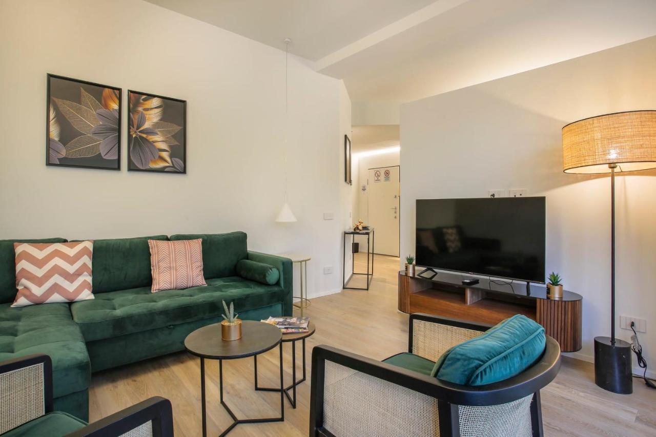 Repubblica Suite Ii-Hosted By Sweetstay Milan Bagian luar foto