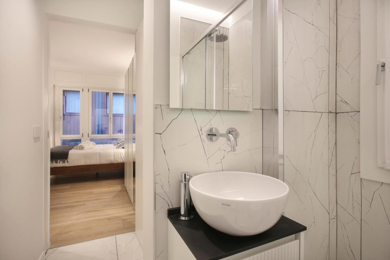 Repubblica Suite Ii-Hosted By Sweetstay Milan Bagian luar foto